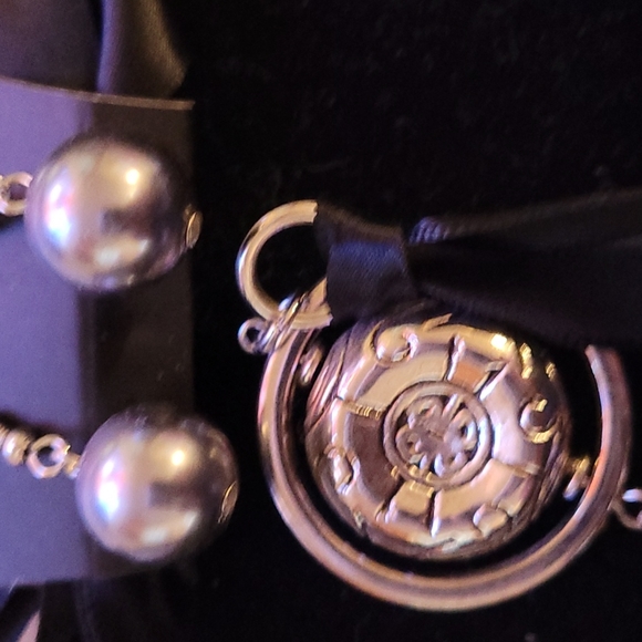 long black pearl multi strand necklace with black ribbon - Picture 3 of 3